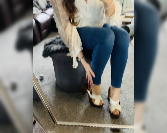 The Queen of Sole aka Missesdiscreets OnlyFans - Today’s fit… Nude nylons & Jeans 3