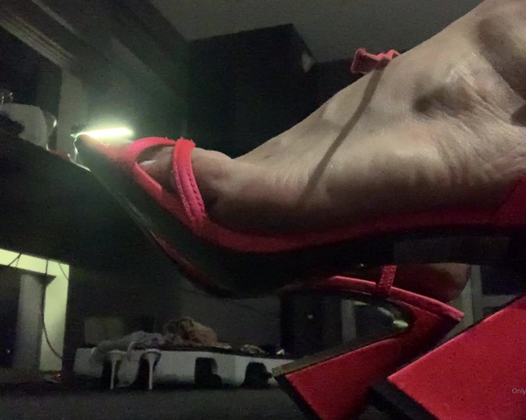 Fendi Feet aka Goddessfendi OnlyFans - Taking these shoes off at 4am after a fun night in ATL