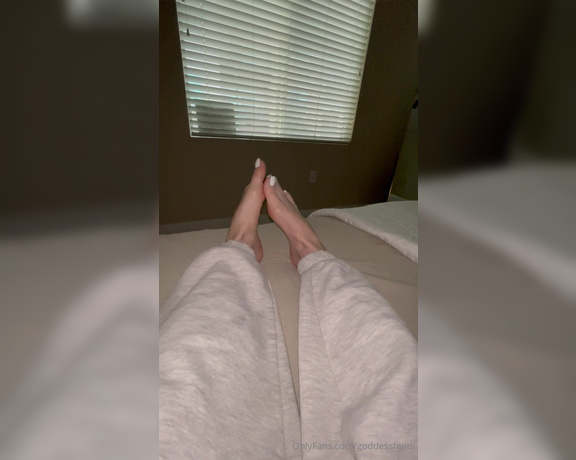 Fendi Feet aka Goddessfendi OnlyFans - Waking up to these beautiful white toes makes my heart happy drop a tip if they make your heart