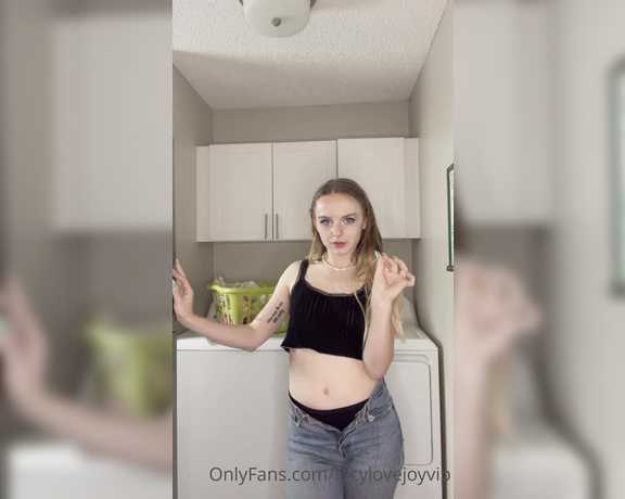 Lucy Lovejoy aka lucylovejoyvip OnlyFans - 09-27-2021 - You run into the mean girl in the laundry room in the middle of the night