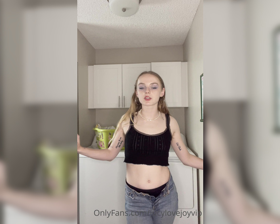 Lucy Lovejoy aka lucylovejoyvip OnlyFans - 09-27-2021 - You run into the mean girl in the laundry room in the middle of the night