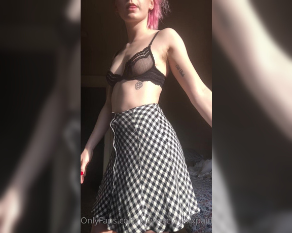 Lucy Lovejoy aka lucylovejoyvip OnlyFans - 01-15-2021 - strip tease video &lt3