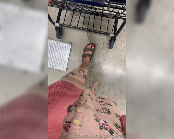 Gia Hottest aka giaglows OnlyFans - 05-12-2023 - For my Birky lovers Public play in a grocery store