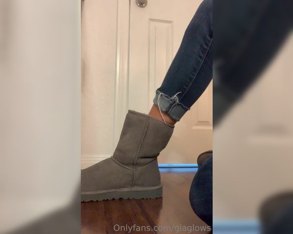 Gia Hottest aka giaglows OnlyFans - 01-18-2023 - I need help taking off these Uggs Later I’ll need help taking off my jeans