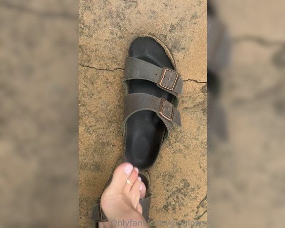 Gia Hottest aka giaglows OnlyFans - 02-28-2023 - Don’t you get excited when you see sweaty, old Birks and pretty feet! I do After