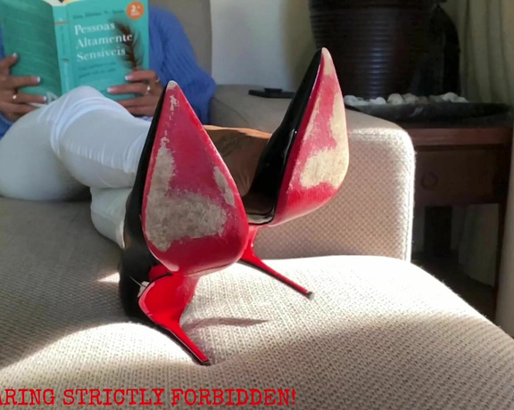 Malivisia aka malivisia OnlyFans - 09-02-2021 - Louboutin Sokate in the sunshine …