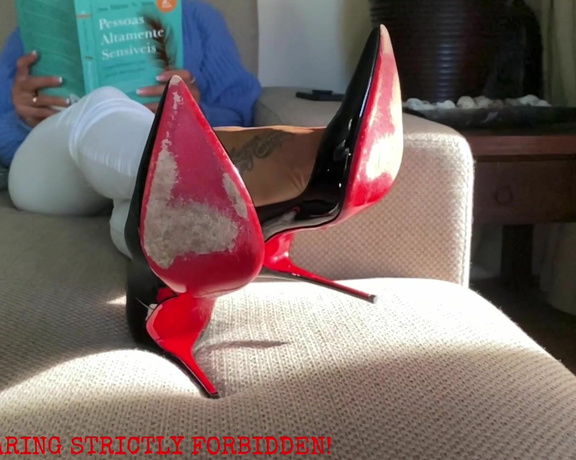 Malivisia aka malivisia OnlyFans - 09-02-2021 - Louboutin Sokate in the sunshine …