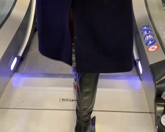 Malivisia aka malivisia OnlyFans - 11-29-2021 - Follow me on a short escalator tour with my 120 mm LuSi boots