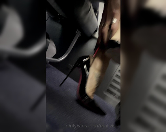 Malivisia aka malivisia OnlyFans - 01-20-2023 - Fasten your seatbelt, sit back relax and enjoy the flight with my Louboutin so Kate 120