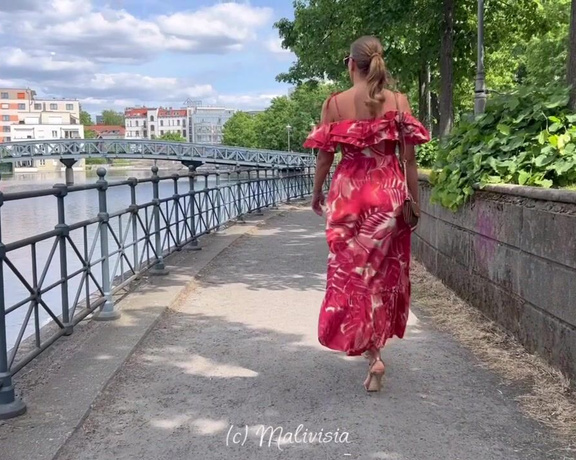 Malivisia aka malivisia OnlyFans - 05-31-2023 - Good morning!Walk with me, listen