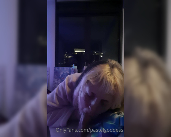 Pastel Goddess aka pastelgoddess OnlyFans - 07-02-2022 - Playing with a cute lil dick while he gets some gaming time