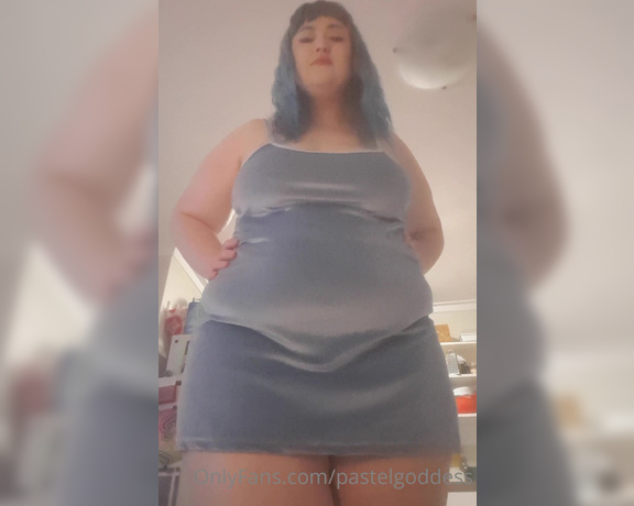 Pastel Goddess aka pastelgoddess OnlyFans - 05-14-2020 - You know your place is on your knees in front of my ass, diligently sniffing up