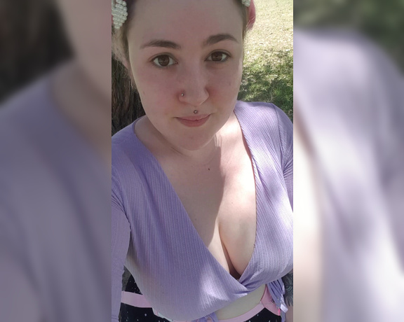 Pastel Goddess aka pastelgoddess OnlyFans - 11-08-2019 - So glad to be able to use my human furniture at the park when there are