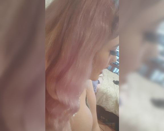 Pastel Goddess aka pastelgoddess OnlyFans - 03-20-2020 - Look at this loser kiss my shoes of course all of you should be doing