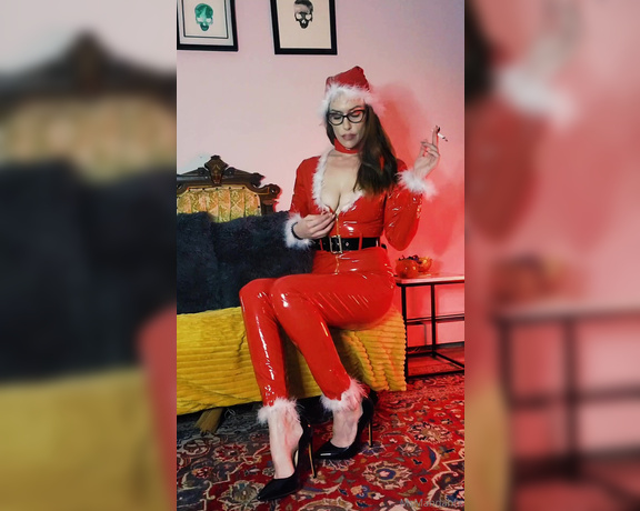 MsManda aka msmandahfx OnlyFans - Pvc asmr When youre destined to be a sole sucking human ashtray in service to Me for another year 780822