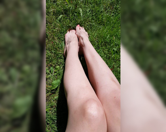 MsManda aka msmandahfx OnlyFans - Toes in the sun ) just for my #OnlyFans 107672