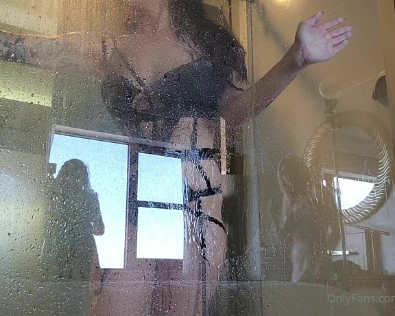 MsManda aka msmandahfx OnlyFans - Starting your morning off with some Bts from the shower shoot 690092