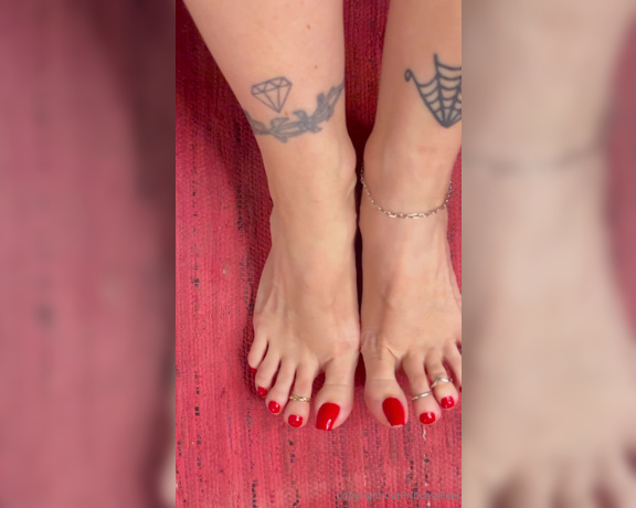 CatPrincess aka catprincessfeet OnlyFans - 04-14-2024 - Video 231886