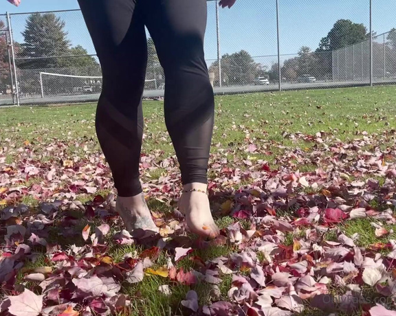 Coco bella aka cocobellafeetz OnlyFans - 10-19-2021 - I love fall time