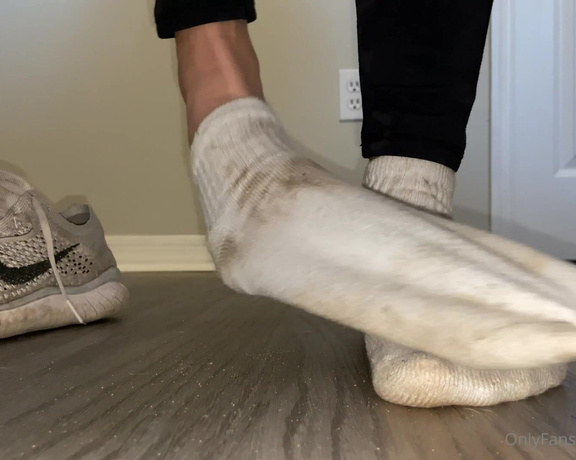 Ivory Soles aka ivorysoles OnlyFans - 11-02-2022 - Wore these on my 4 mile hike yesterday after a week of not washing