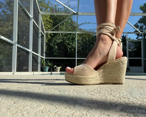 Ivory Soles aka ivorysoles OnlyFans - 10-07-2021 - Wedges I know this is going to get a lot of people going Wedges are