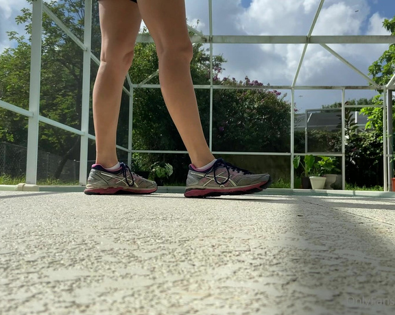 Ivory Soles aka ivorysoles OnlyFans - 07-27-2021 - Shoe video of the week! Who loves sneaker sniffing Definitely my oldest pair