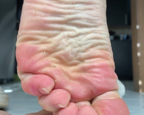 Ivory Soles aka ivorysoles OnlyFans - 12-20-2021 - My nastiest sneakers currently