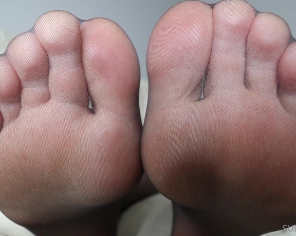 Ivory Soles aka ivorysoles OnlyFans - 05-23-2023 - Edging At Your Assistants Pantyhose Feet Your assistant Ivory noticed your work slipping a lot since