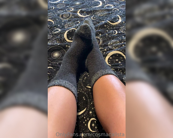 CosmaCalista aka cosmacalista OnlyFans - 03-20-2023 - Who wants to see my feet