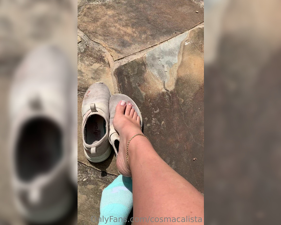 CosmaCalista aka cosmacalista OnlyFans - 05-03-2023 - Old dirty shoes fresh clean feet