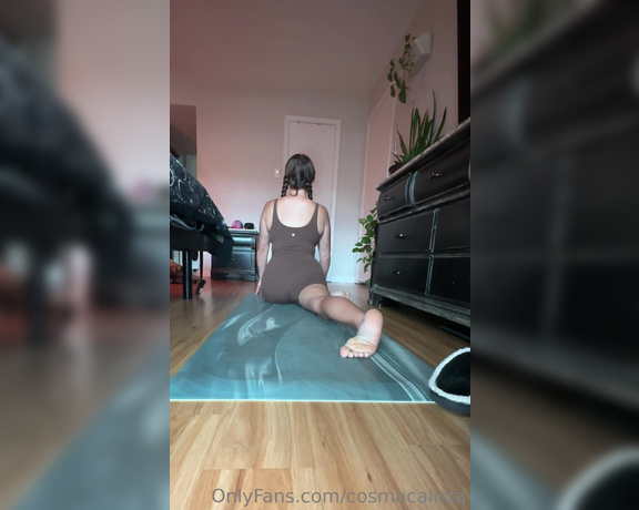 CosmaCalista aka cosmacalista OnlyFans - 06-13-2023 - Join me in some morning yoga