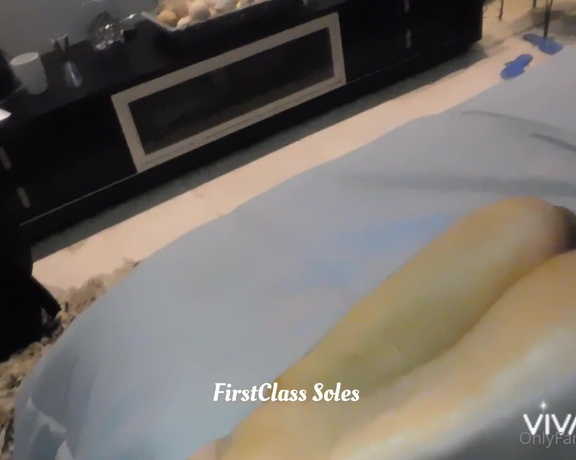 FirstClassSoles aka fc_soles OnlyFans - 09-06-2022 - Dani  Oily Soles Tease