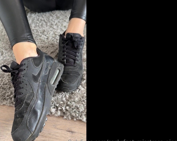 SocksFeet_Misstress_Nina aka socksfeet_misstress_nina OnlyFans - 09-29-2023 - Today in my favorite leather leggings Come here and enjoy my gray dirty socks