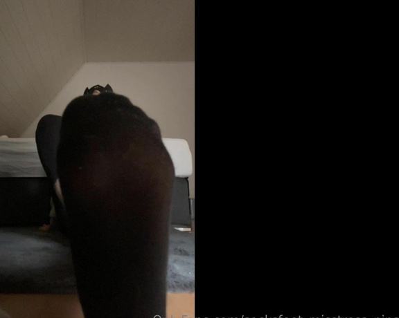 SocksFeet_Misstress_Nina aka socksfeet_misstress_nina OnlyFans - 04-24-2024 - Enjoy my sweaty and smelly ped socks First smell the dirty white one and then move