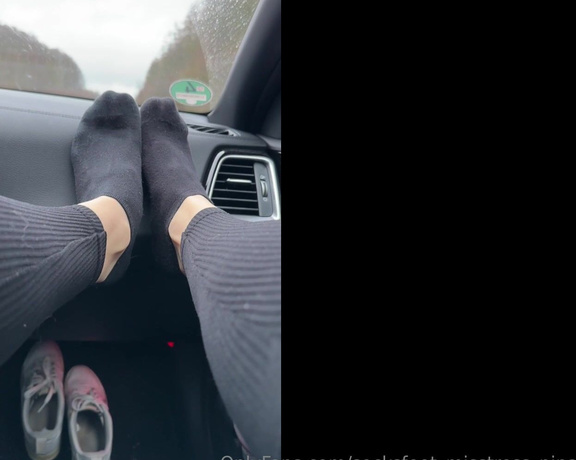 SocksFeet_Misstress_Nina aka socksfeet_misstress_nina OnlyFans - 12-30-2023 - Do you like that thing when i film my feet and socks while driving