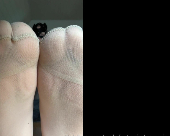 SocksFeet_Misstress_Nina aka socksfeet_misstress_nina OnlyFans - 02-22-2024 - Are you looking forward to my sweaty nylons Go ahead, smell it and show me how