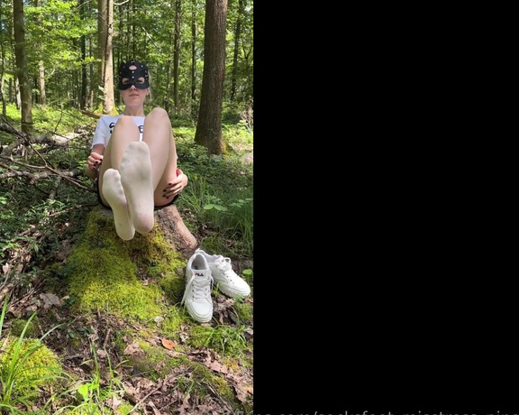 SocksFeet_Misstress_Nina aka socksfeet_misstress_nina OnlyFans - 07-14-2024 - Do you imagine what it would be like to be alone in the forest with me