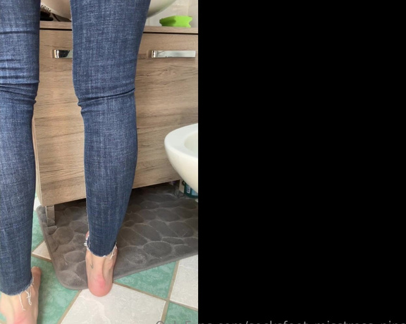 SocksFeet_Misstress_Nina aka socksfeet_misstress_nina OnlyFans - 08-10-2024 - Enjoy the sight of me cleaning and vacuuming with my sweaty socks Do you want to