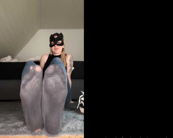 SocksFeet_Misstress_Nina aka socksfeet_misstress_nina OnlyFans - 06-30-2024 - Do you know that feeling when you take off your shoes and your socks or feet