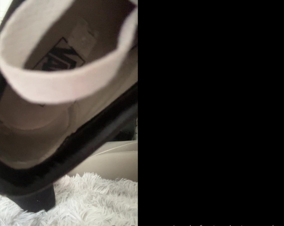 SocksFeet_Misstress_Nina aka socksfeet_misstress_nina OnlyFans - 04-27-2024 - Black socks and black tights Do you like that I have an idea, you can wash