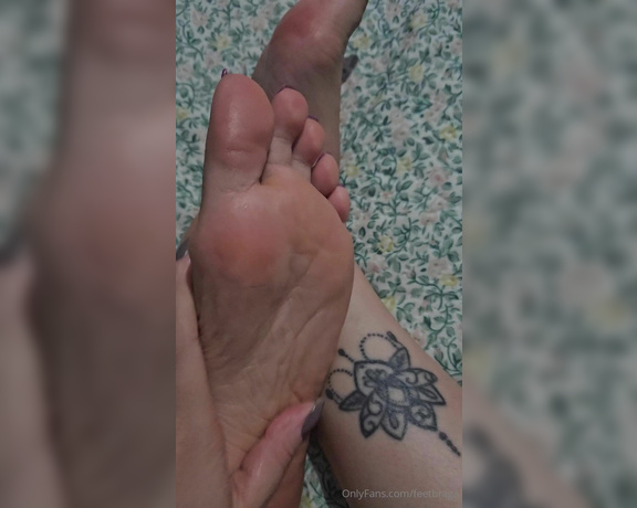 Feet Braga aka feetbraga OnlyFans - 03-01-2024 - New pedicure pink ,and soles oil