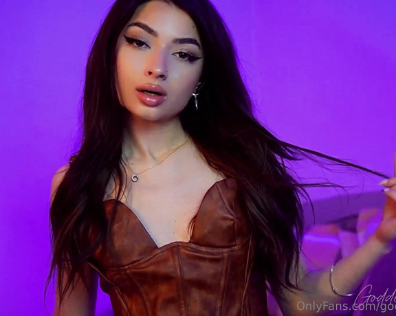 Goddessellyah4k aka goddessellyah4k OnlyFans - 05-27-2024 - NEW CLIP! Addicted to Leather Ive noticed you cant keep your eyes off me every time