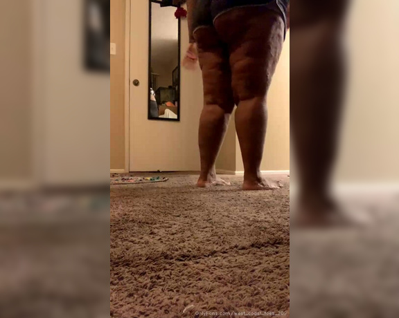 Voluptuous209feet aka voluptuous_209_feet OnlyFans - 07-15-2020 - Video 945039