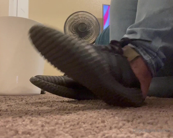 Voluptuous209feet aka voluptuous_209_feet OnlyFans - 02-11-2022 - Todays after work shoe removal no socks for 11 hours