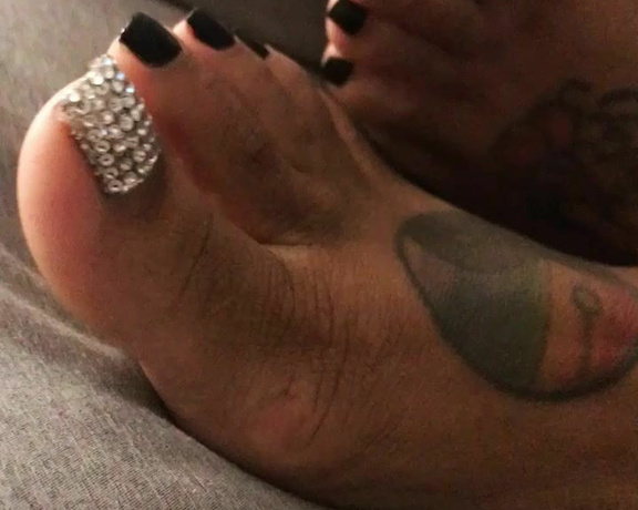 Voluptuous209feet aka voluptuous_209_feet OnlyFans - 12-03-2019 - Video 723838