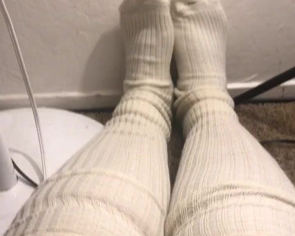 Voluptuous209feet aka voluptuous_209_feet OnlyFans - 12-22-2020 - Socks anyone