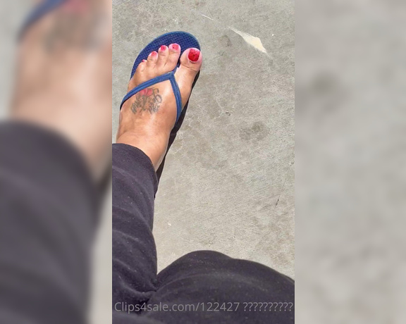 Voluptuous209feet aka voluptuous_209_feet OnlyFans - 02-17-2022 - Sooo look at this pedicure fellas