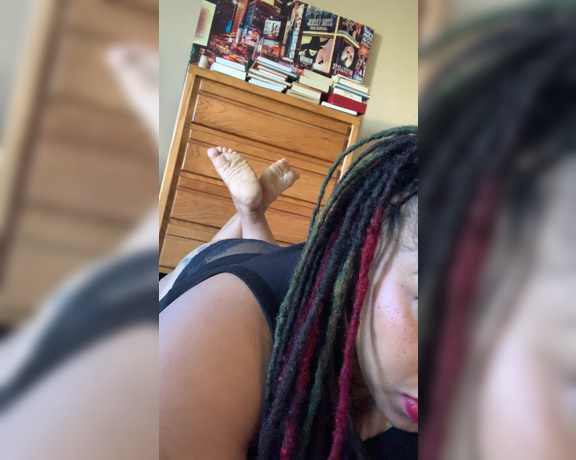 Voluptuous209feet aka voluptuous_209_feet OnlyFans - 12-24-2019 - Nite nite