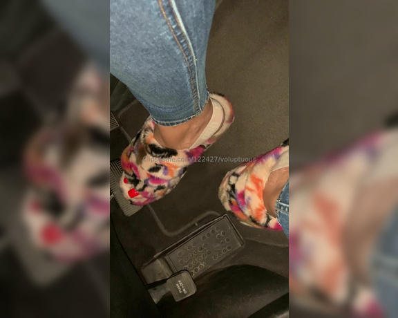 Voluptuous209feet aka voluptuous_209_feet OnlyFans - 09-19-2024 - Pedal pushing