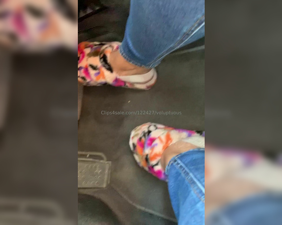 Voluptuous209feet aka voluptuous_209_feet OnlyFans - 09-19-2024 - Pedal pushing